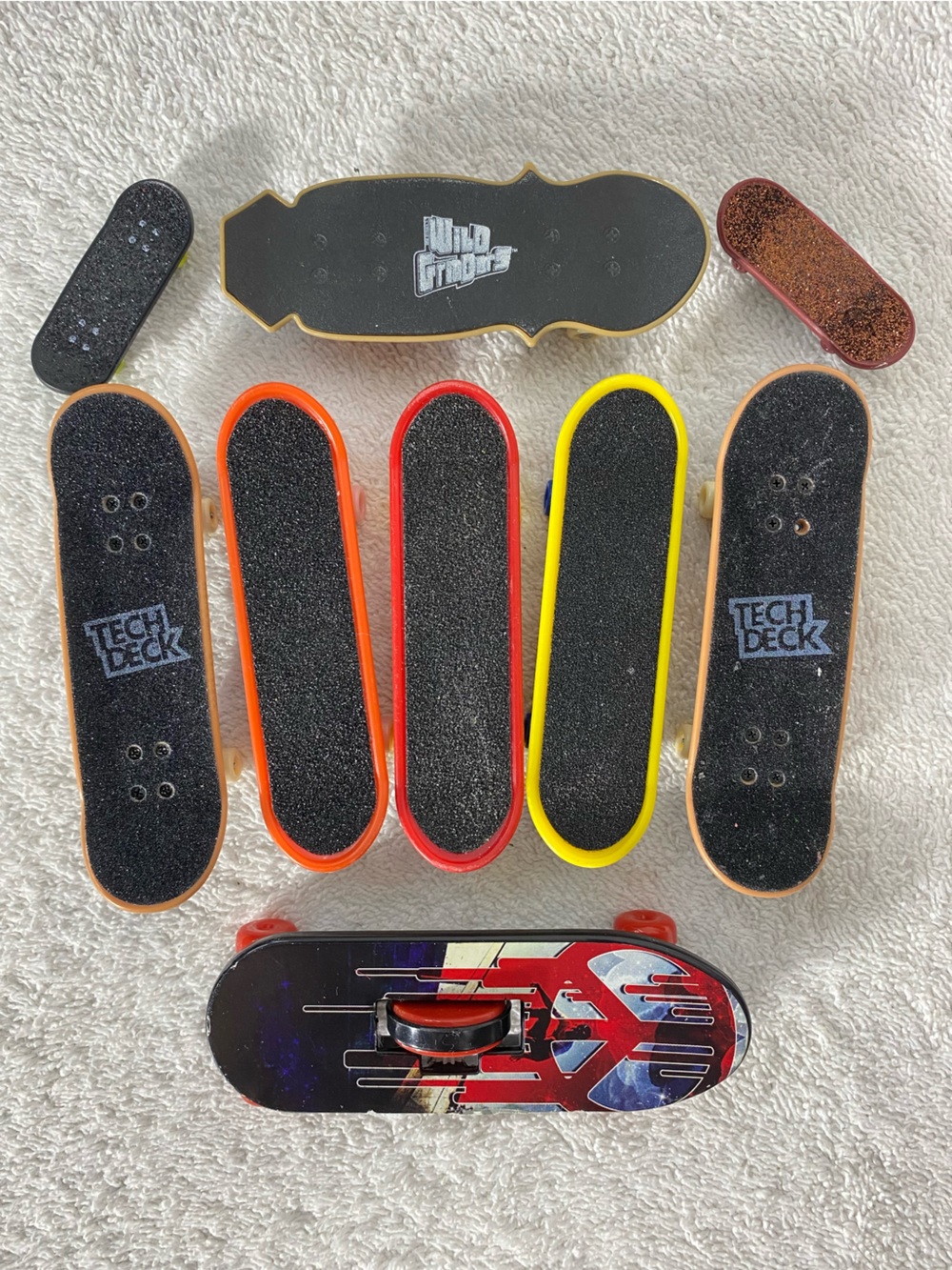 Fingerboard Mini Skateboards Bundle Tech Deck Wild Grinders Disney Marvel Promo